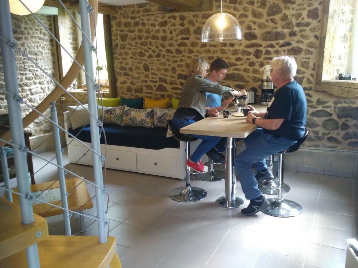 Le Valet, T2 Classé 3 étoiles, Entre Rennes Et Saint-malo * La Chapelle-aux-Filzméens